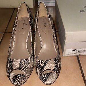 Bandolino Snakeskin Peep-Toe Heels